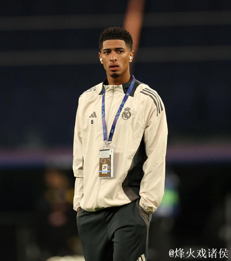 16岁德国天才崭露头角:打破贝林厄姆纪录,被誉为新星 16岁德国天才崭露头角:打破贝林厄姆纪录,被誉为新星